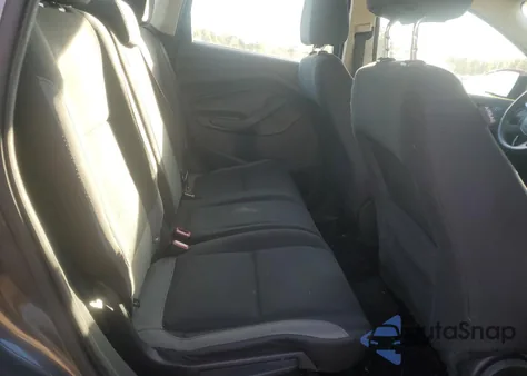 2015 Ford Escape S z USA, uszkodzony, nr VIN 1FMCU0F7XFUC33581